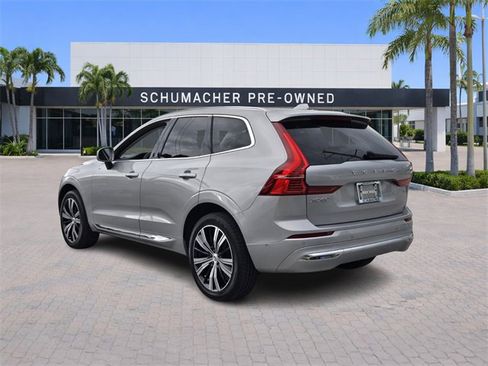 Certified 2022 Volvo XC60 B5 Inscription w/ Advanced Package image 5