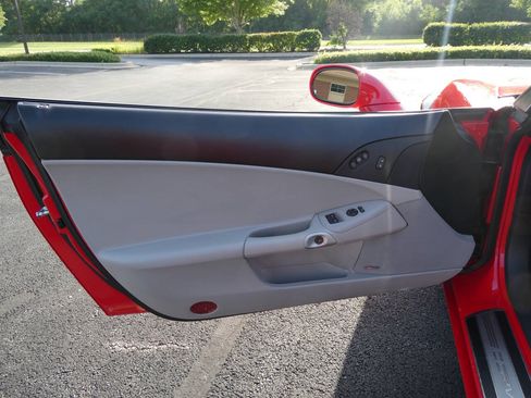 Used 2010 Chevrolet Corvette Grand Sport w/ Preferred Equipment Group RWD image 29