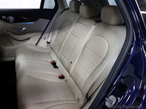 Used 2017 Mercedes-Benz GLC 300 4MATIC w/ Premium 2 Package image 13