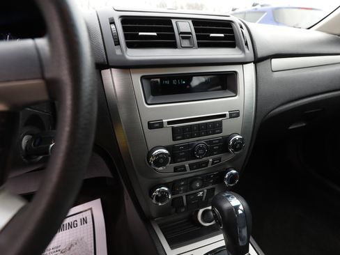 Used 2012 Ford Fusion SE image 17