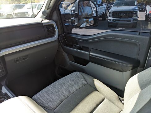 Used 2024 Ford F250 XLT w/ Black Appearance Package image 21