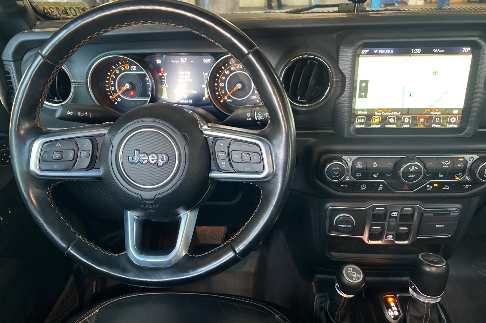 Used 2021 Jeep Gladiator Overland AWD/4WD image 16