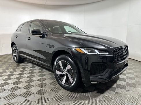 New 2026 Jaguar F-PACE R-Dynamic S image 3