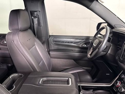 Used 2022 GMC Yukon XL Denali w/ Advanced Technology Package image 33