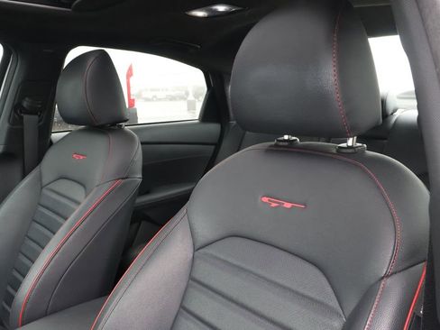 Used 2023 Kia Forte GT w/ GT2 Package image 11