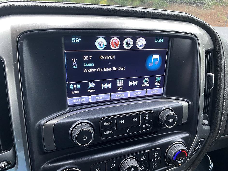 Used 2019 Chevrolet Silverado 2500 LTZ w/ Duramax Plus Package AWD/4WD image 20