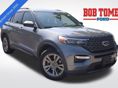 Used 2021 Ford Explorer XLT w/ Equipment Group 202A RWD image 1