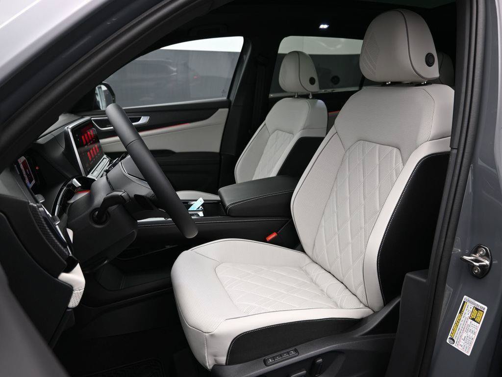 New 2025 Volkswagen Atlas Cross Sport SEL Premium R-Line AWD/4WD image 9