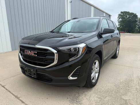 Used 2019 GMC Terrain SLE w/ Driver Convenience Package AWD/4WD image 3