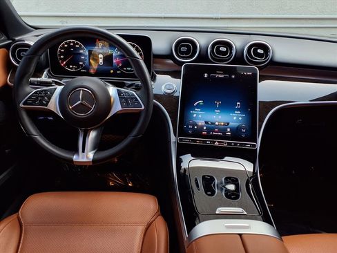 Used 2022 Mercedes-Benz C 300 Sedan image 19
