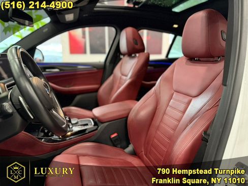 Used 2023 BMW X4 xDrive30i w/ M Sport Package AWD/4WD image 1