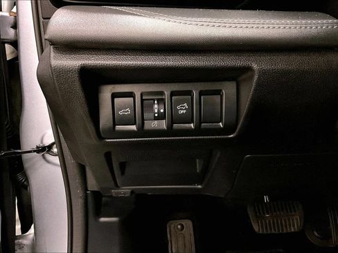 Used 2023 Subaru Outback Limited AWD/4WD image 15