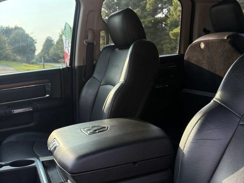 Used 2014 RAM 3500 Laramie AWD/4WD image 33