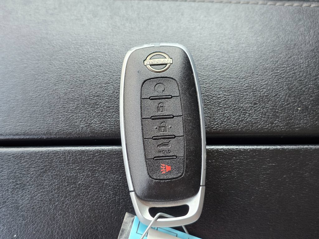 Used 2025 Nissan Rogue SV AWD/4WD image 61