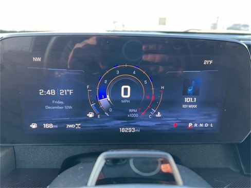 Used 2024 Chevrolet Traverse RS w/ LPO, Floor Liner Package image 21