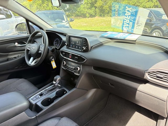 Used 2020 Hyundai Santa Fe SE w/ Cargo Package FWD image 17