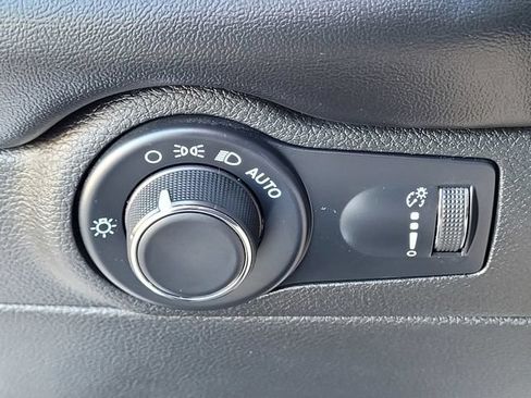 Used 2023 Dodge Durango GT AWD/4WD image 14
