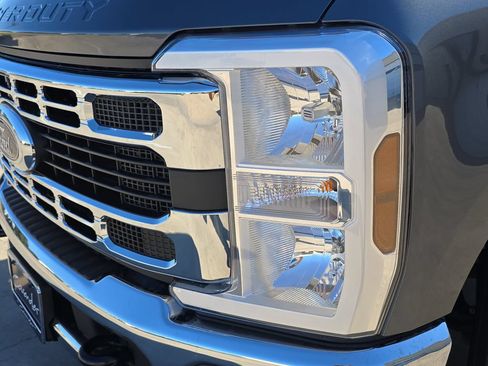 New 2026 Ford F350 XLT w/ 360-Degree Camera Package RWD image 22