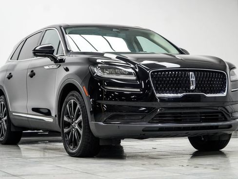 Used 2022 Lincoln Nautilus Reserve w/ Equipment Group 201A AWD/4WD image 4