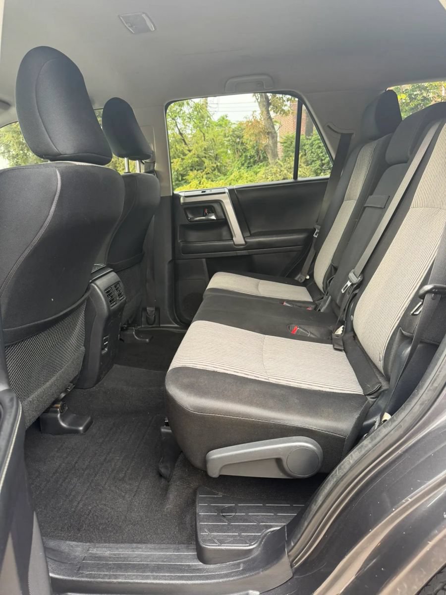 Used 2014 Toyota 4Runner SR5 w/ Convenience Package AWD/4WD image 12