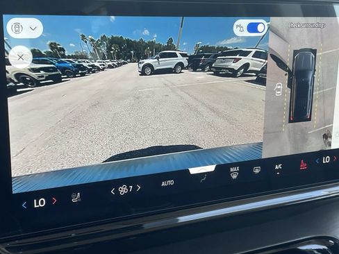 New 2027 Ford Expedition Platinum RWD image 25