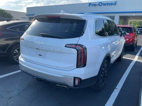 Used 2024 Kia Telluride SX w/ Towing Package FWD image 9