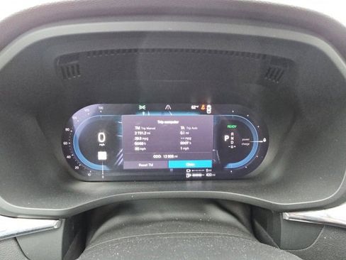 Used 2025 Volvo XC60 T8 Plus w/ Protection Package Premier image 10