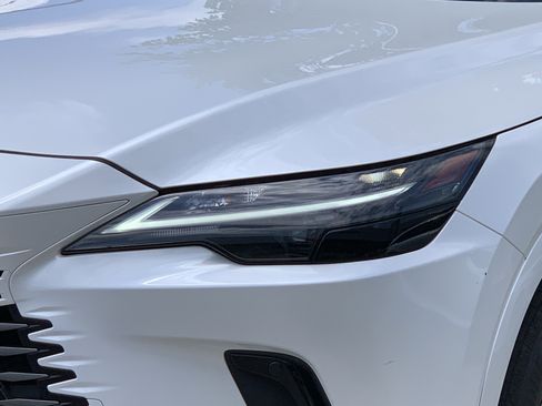 Used 2023 Lexus RX 350 Premium w/ Cold Area Package FWD image 6