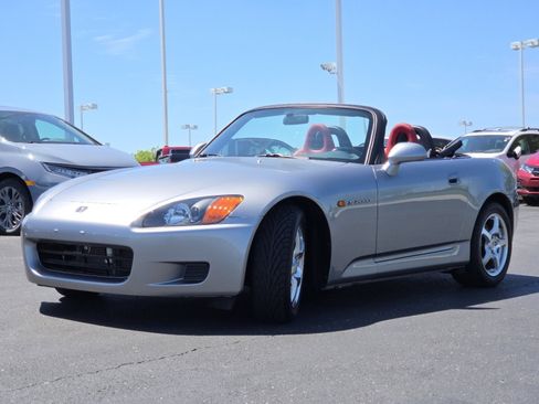 Used 2000 Honda S2000 image 12