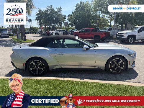 Used 2024 Ford Mustang Premium RWD image 3