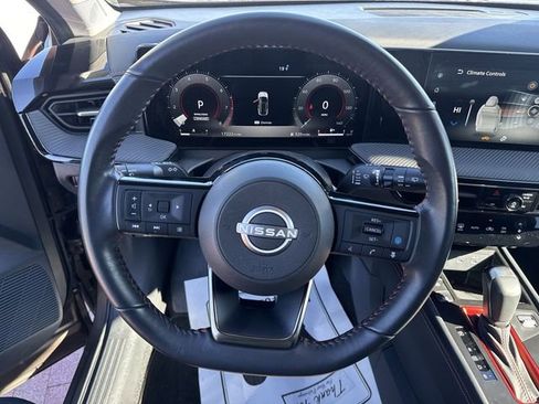 Used 2025 Nissan Kicks SR w/ Interior Electronics Package AWD/4WD image 15