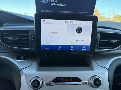 Used 2021 Ford Explorer XLT w/ Equipment Group 202A image 31