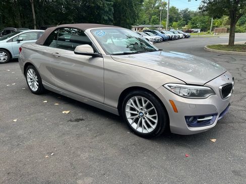 Used 2016 BMW 228i xDrive Convertible AWD/4WD image 4