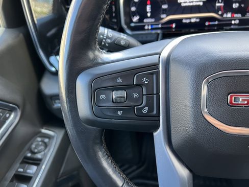 Used 2022 GMC Sierra 1500 SLT w/ X31 Off-Road Package image 28