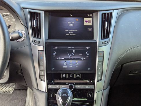 Used 2021 INFINITI Q60 3.0t Luxe image 17