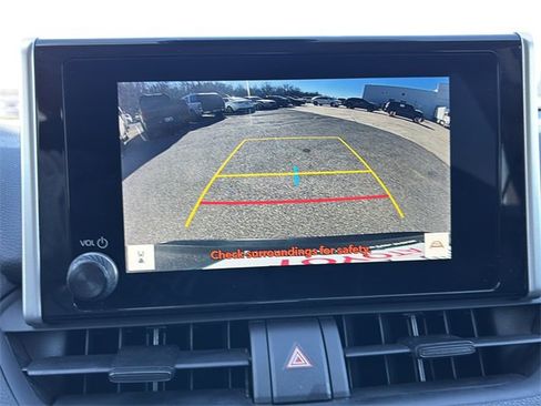 Used 2024 Toyota RAV4 LE image 22