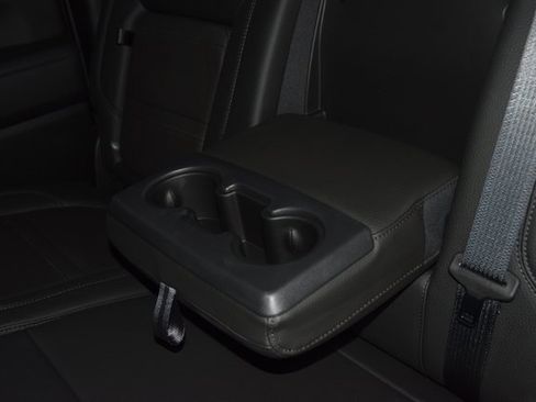 Used 2022 GMC Sierra 3500 Denali w/ Denali Ultimate Package image 47