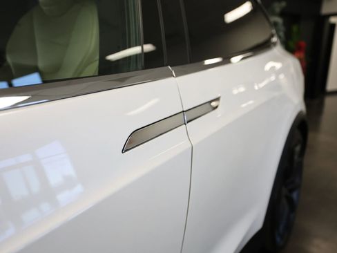 Used 2020 Tesla Model X Long Range image 16