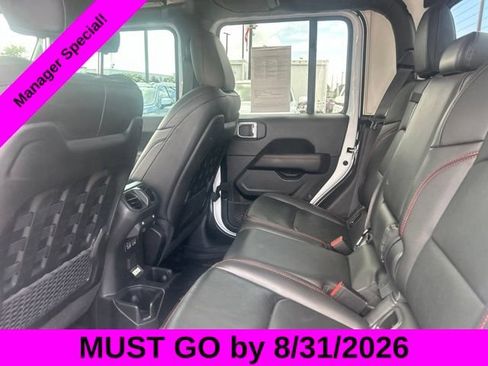 Used 2023 Jeep Gladiator Rubicon w/ LED Lighting Group AWD/4WD image 28