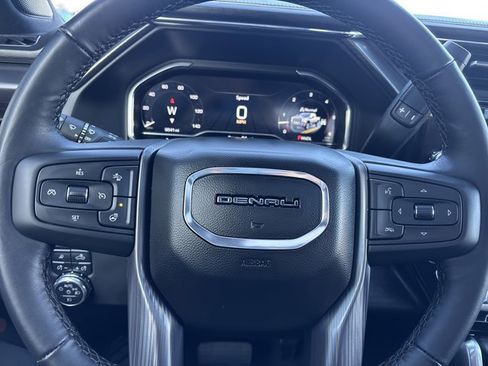 Used 2025 GMC Sierra 2500 Denali Ultimate image 30