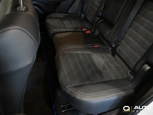 Used 2025 Mitsubishi Outlander SE image 33