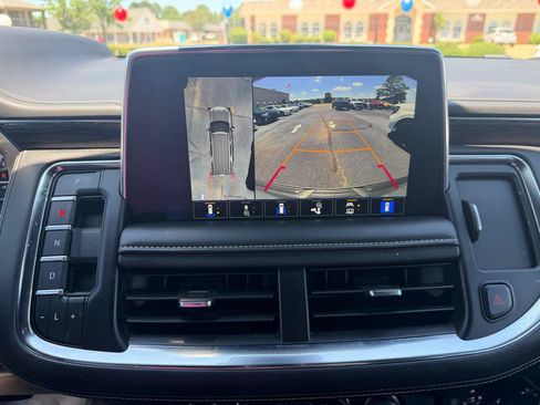 Used 2024 Chevrolet Tahoe Premier RWD image 30