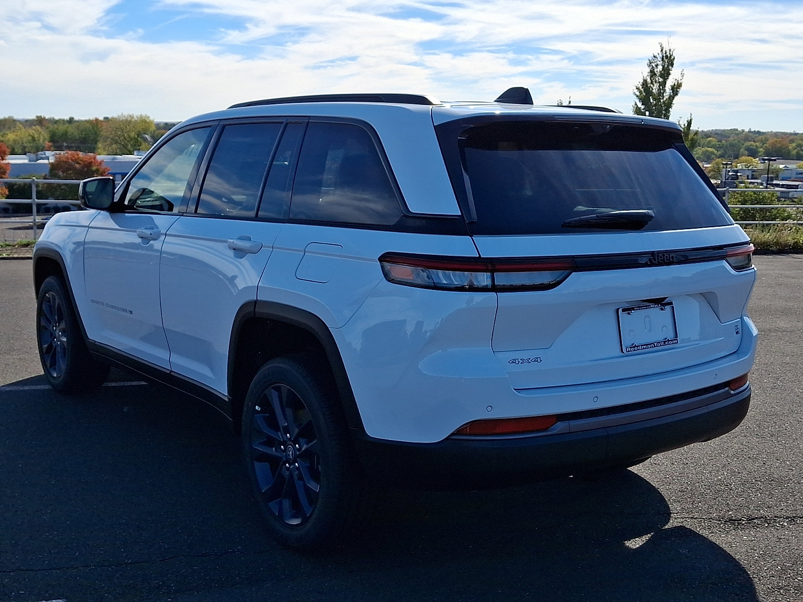 New 2026 Jeep Grand Cherokee Limited AWD/4WD image 3
