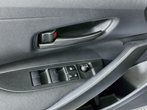 Used 2026 Toyota Corolla LE FWD image 15