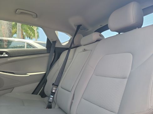 Used 2021 Hyundai Tucson Value w/ Cargo Package FWD image 10