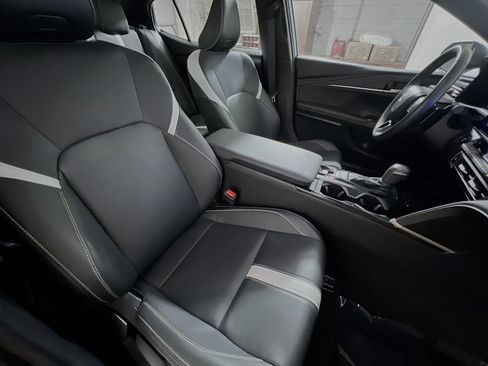 Used 2025 Toyota Camry SE w/ Multimedia Upgrade Package image 31