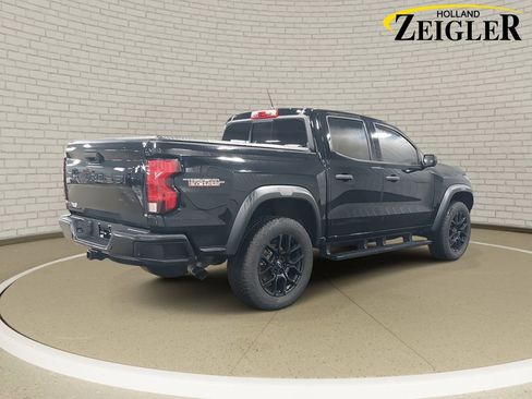 Used 2023 Chevrolet Colorado Trail Boss w/ LPO, Dark Essentials Package image 5