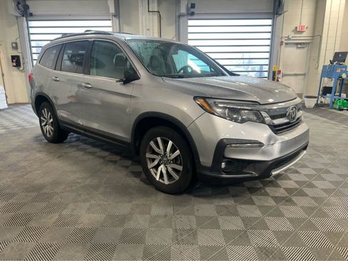 Used 2019 Honda Pilot EX image 1