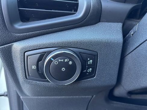 Used 2019 Ford EcoSport SE w/ SE Convenience Package image 25