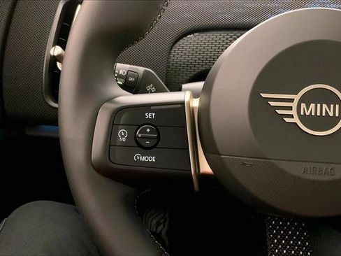 Certified 2025 MINI Cooper Countryman S w/ Comfort Package Max image 18